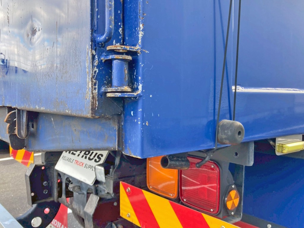 運転席側ゲートロックピン欠品しています。|三菱 ファイター 2KG-FK72FYの写真28