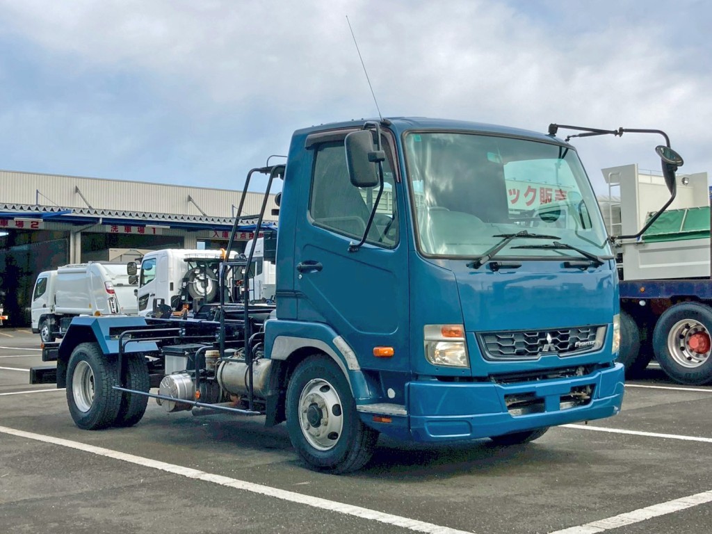 三菱 ファイター TKG-FK71F(2WD)の写真2