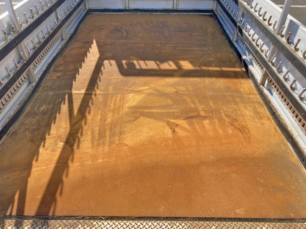 いすゞ フォワード 2RG-FRR90S2(2WD)の写真12