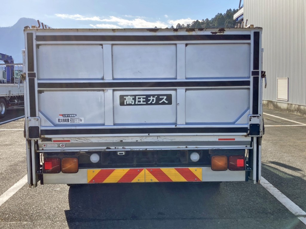 リヤ周りの状態です。|いすゞ フォワード 2RG-FRR90S2(2WD)の写真25