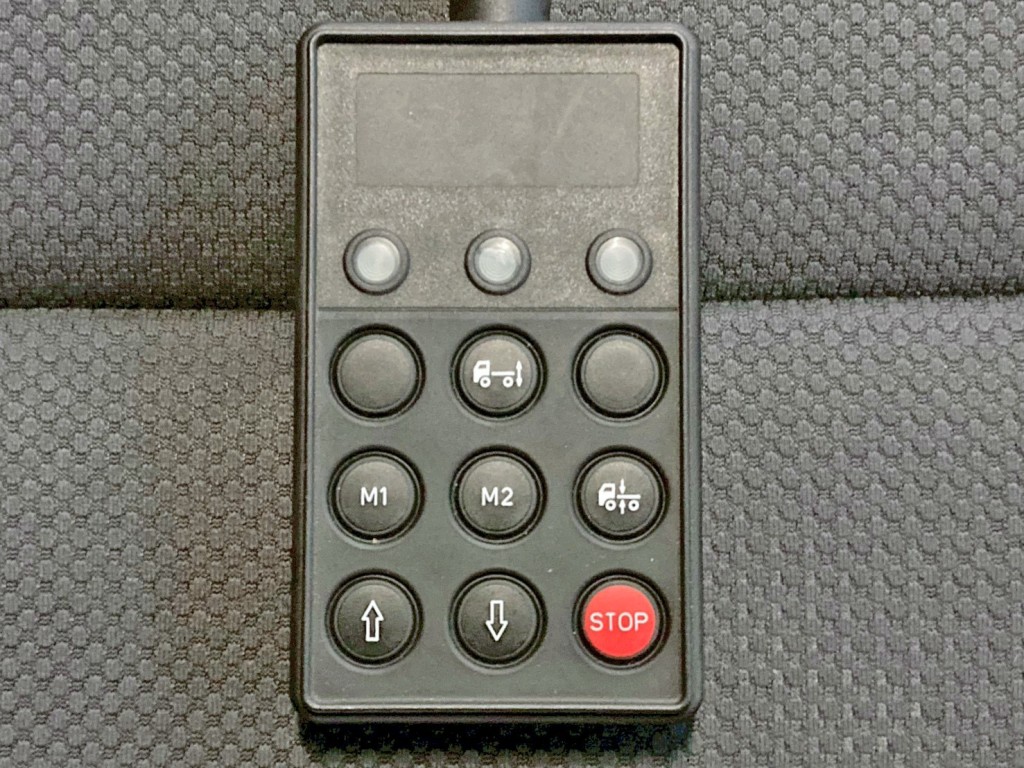 エアサスのコントローラーです。|日野 プロフィア QPG-FR1EXEGの写真30