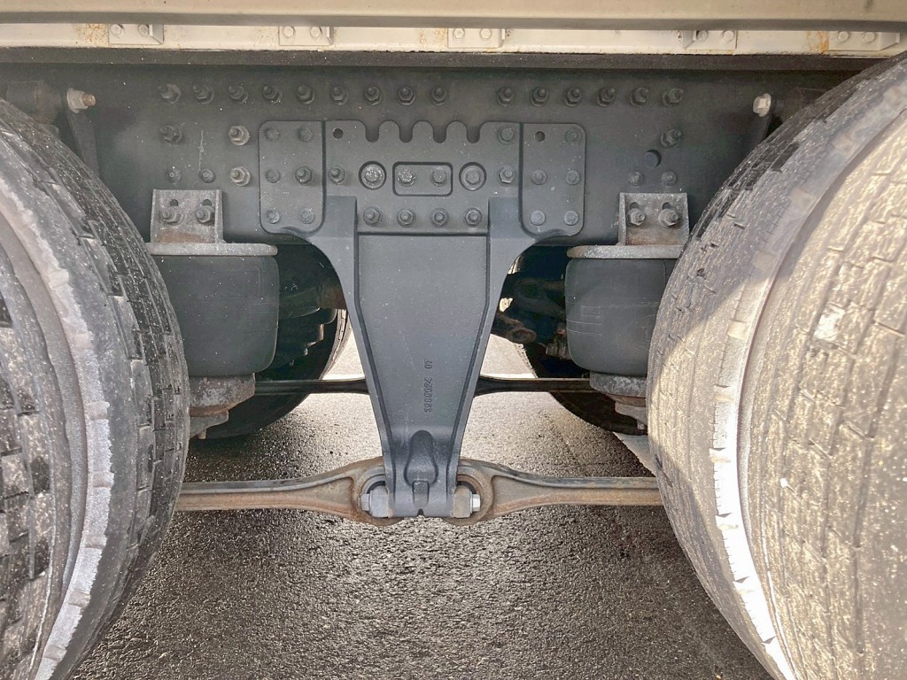 エアサスです。|UDトラックス 2PG-CG5CAの写真5