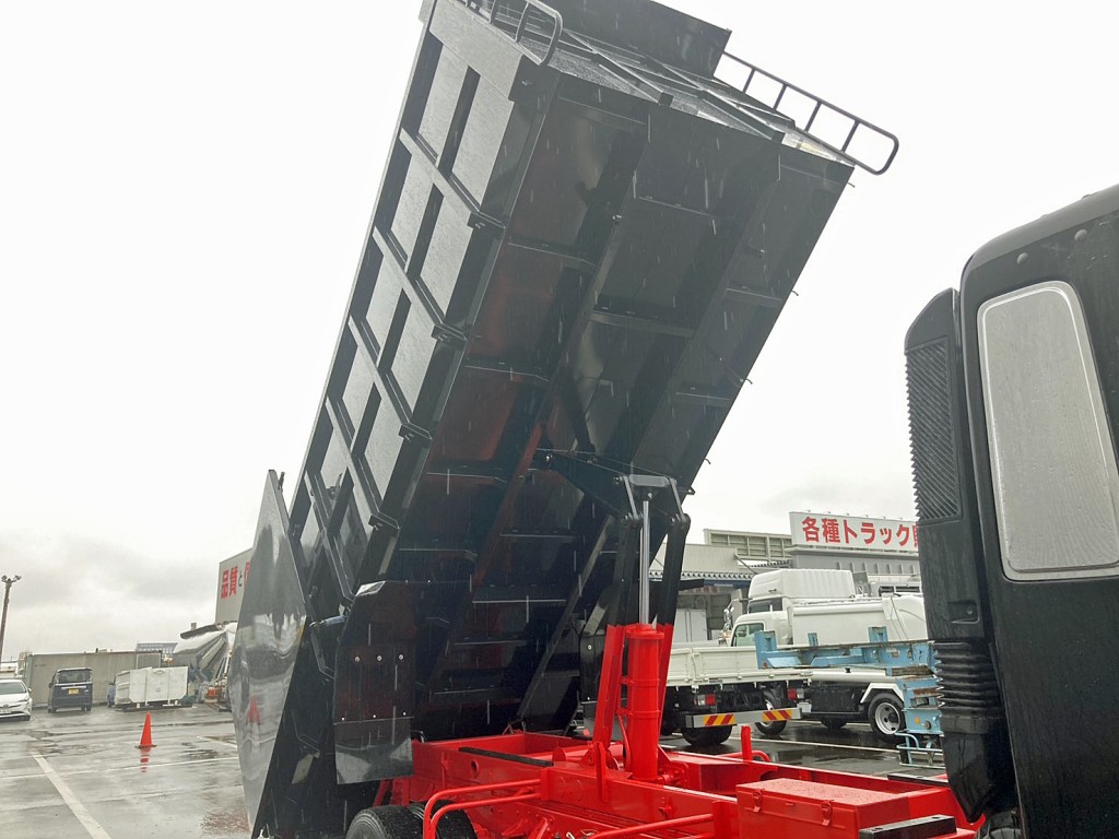 日野 レンジャー 2KG-FD2ABA(2WD)の写真14