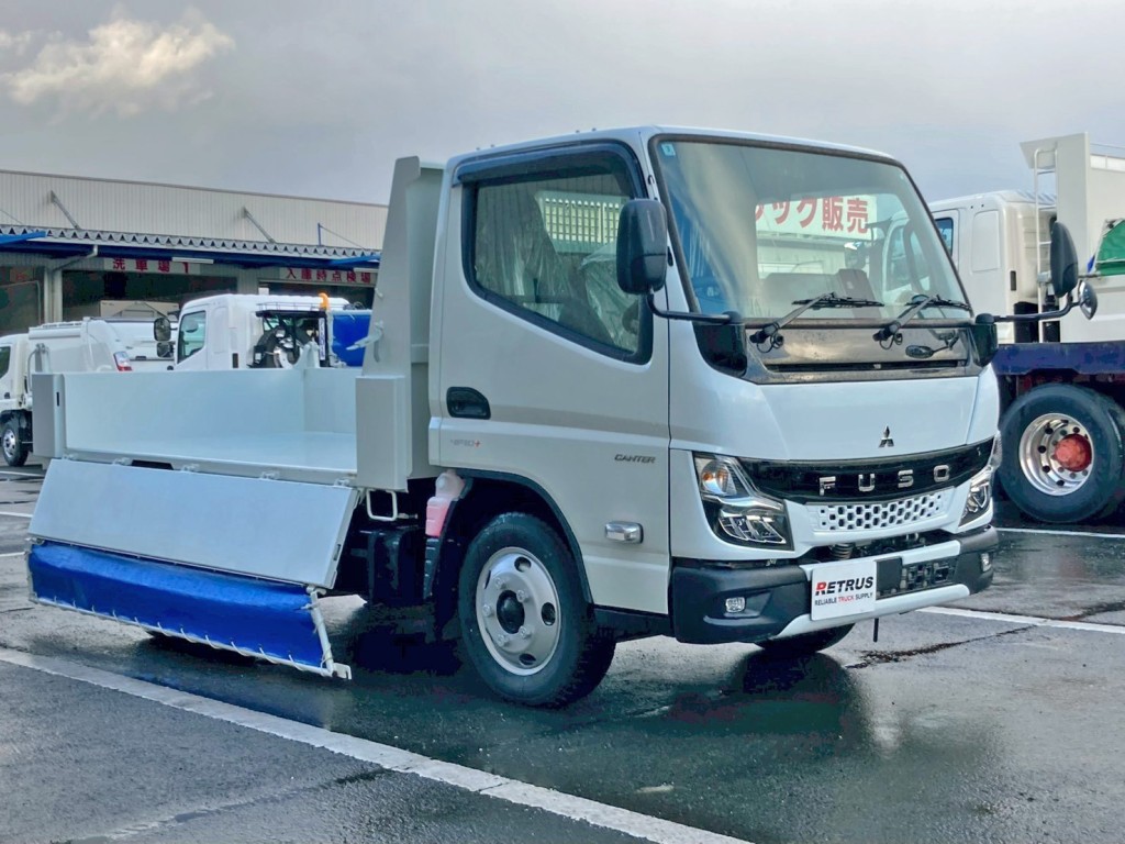 アオリを開いた状態です。|三菱 キャンター 2RG-FBA60(2WD)の写真2