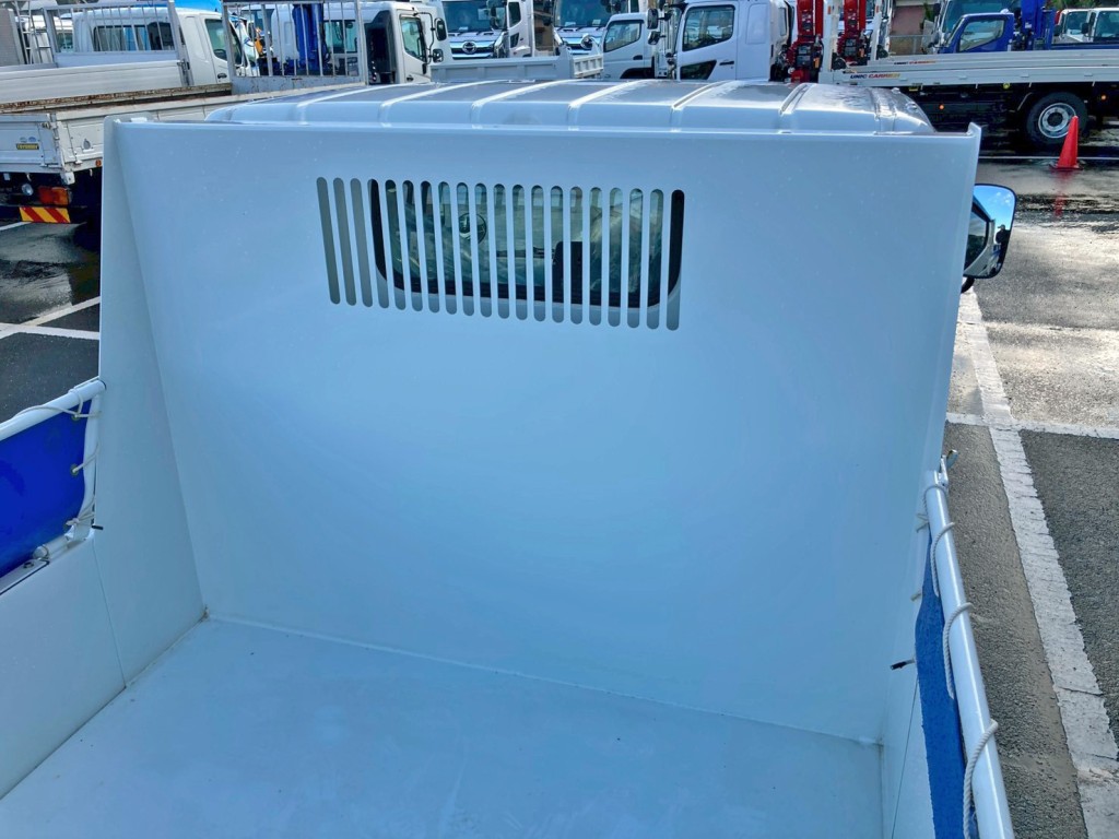 三菱 キャンター 2RG-FBA60(2WD)の写真10