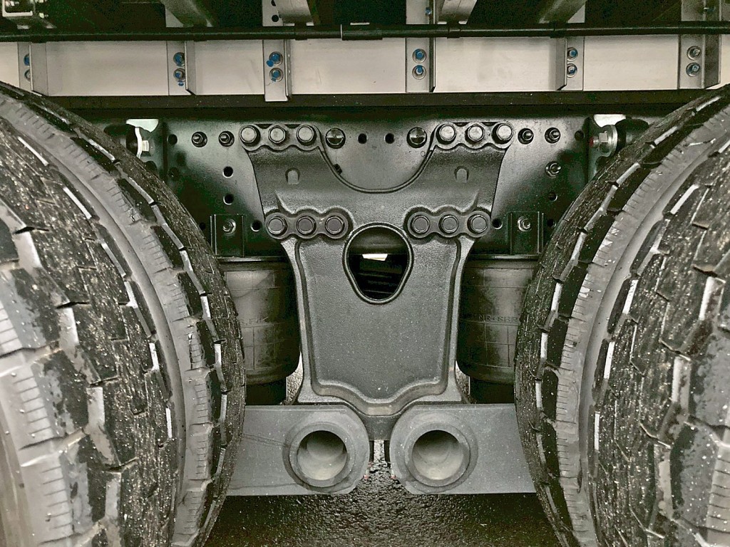 日野 プロフィア 2KG-FW1AHCの写真5