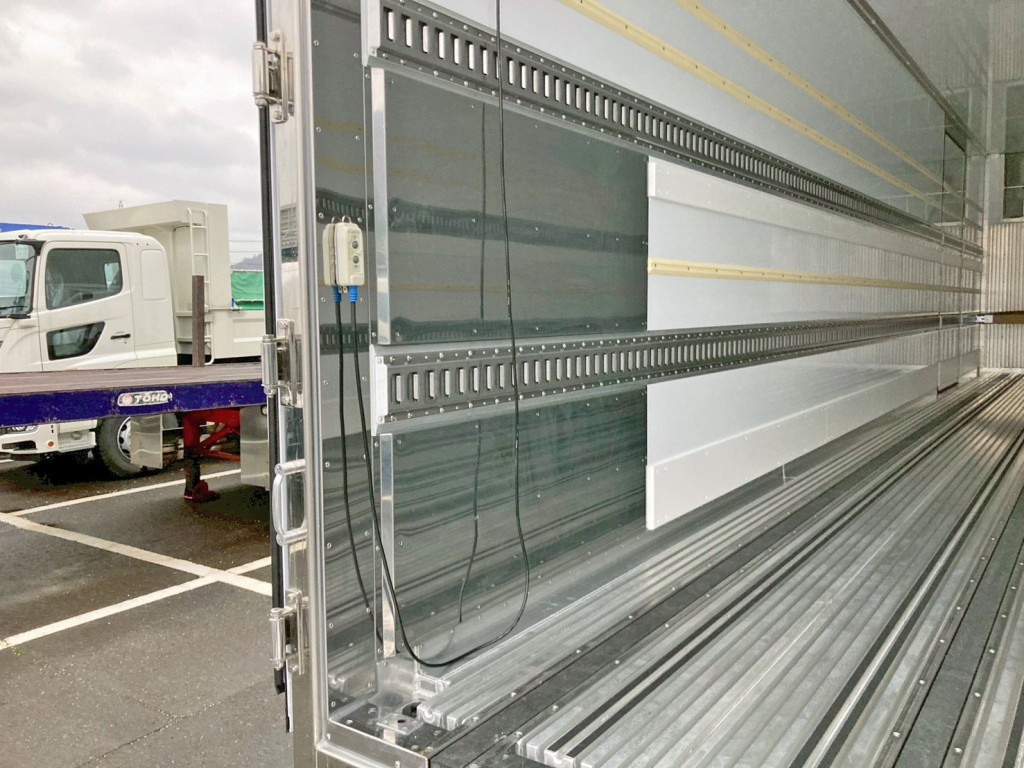 日野 プロフィア 2KG-FW1AHCの写真13