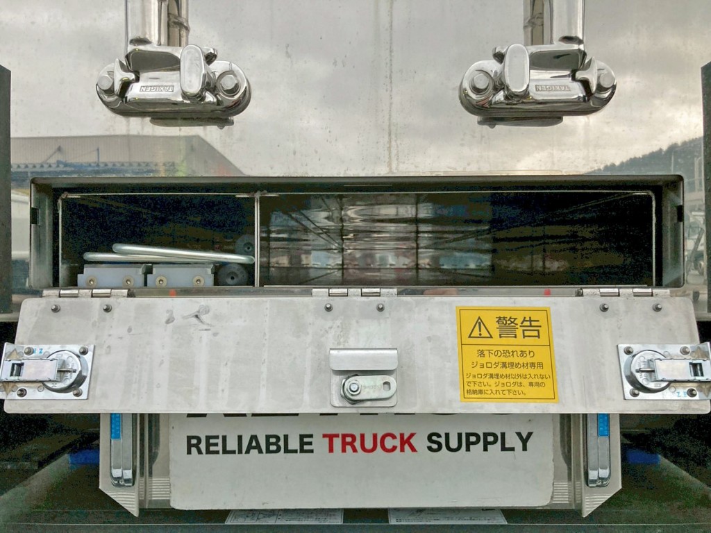 日野 プロフィア 2KG-FW1AHCの写真23