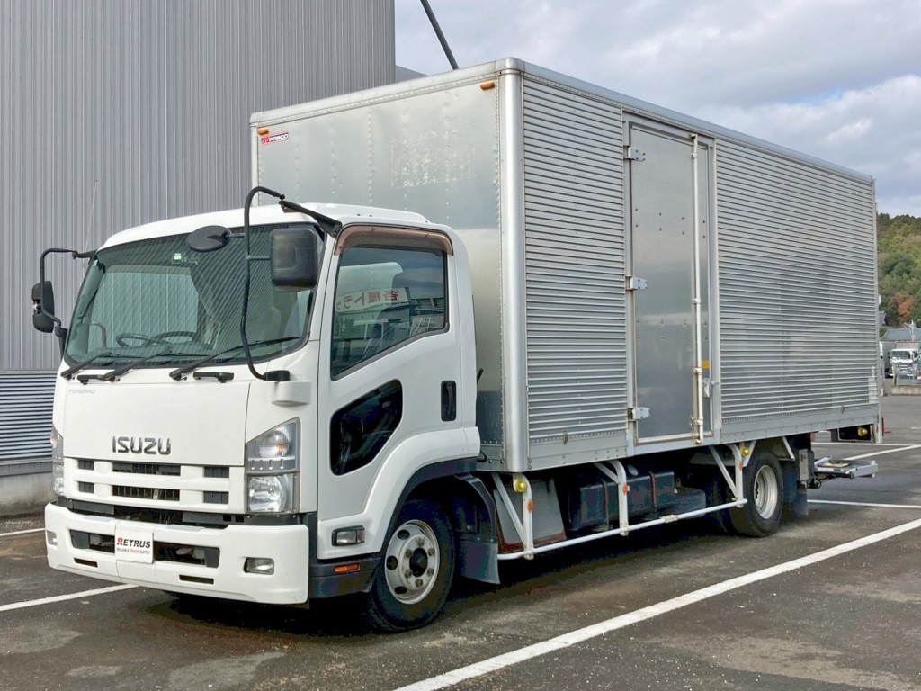 いすゞ フォワード TKG-FRR90S2(2WD)の写真1