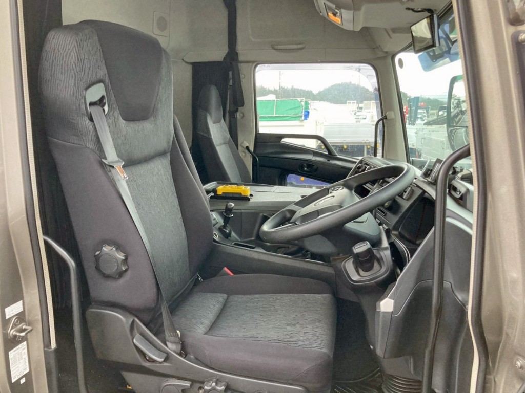 ハイルーフキャビンです。|三菱 スーパーグレート 2KG-FV70HYの写真7