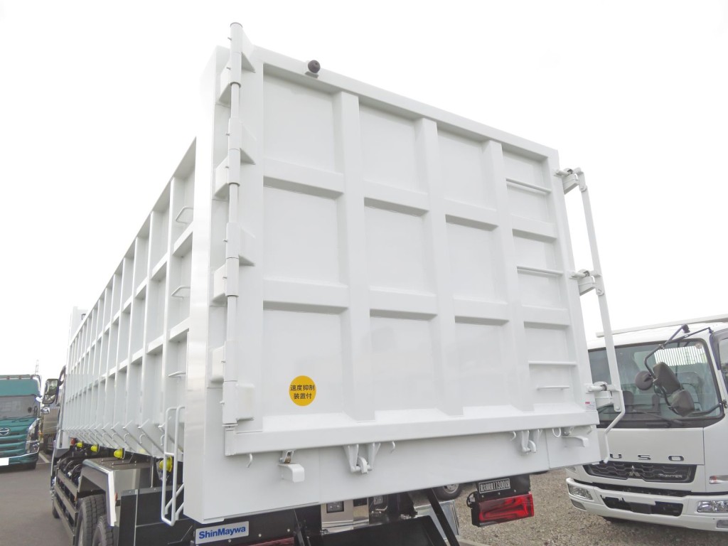 リア扉の状態です。|三菱 スーパーグレート 2PG-FV80HZの写真19