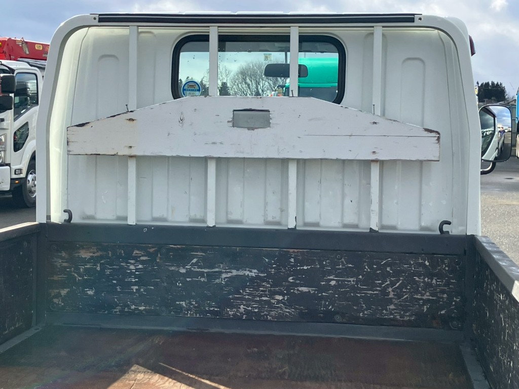 三菱 キャンター TPG-FBA00(2WD)の写真16