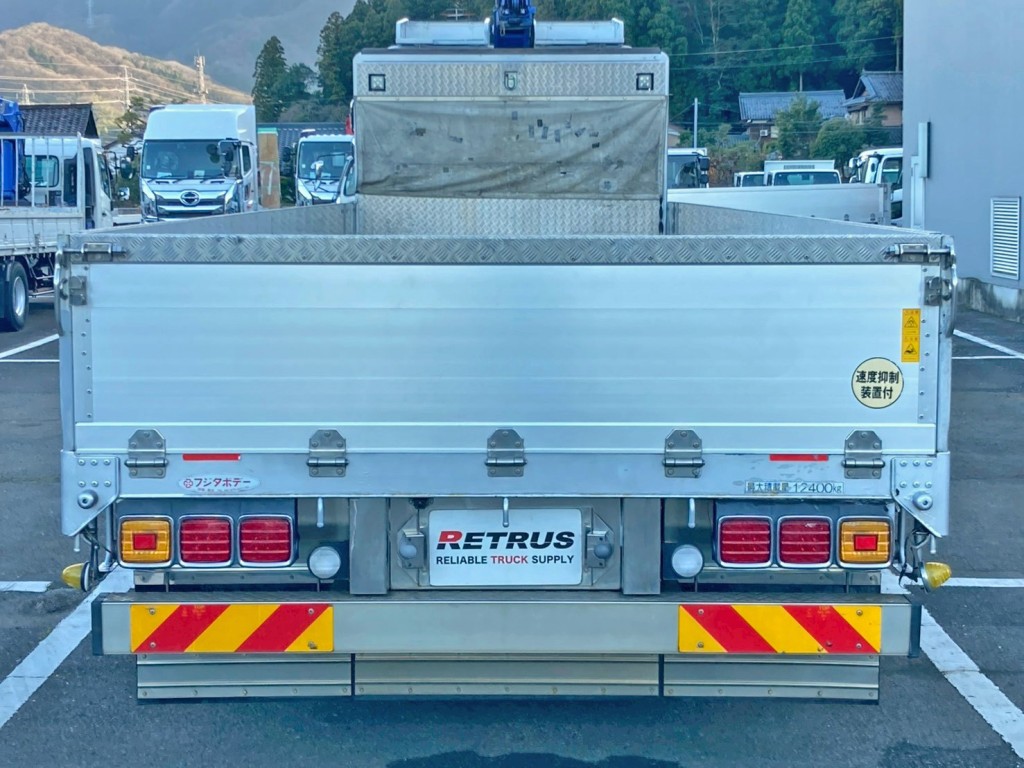 リヤ周りの状態です。|いすゞ ギガ QPG-CYJ77Bの写真16