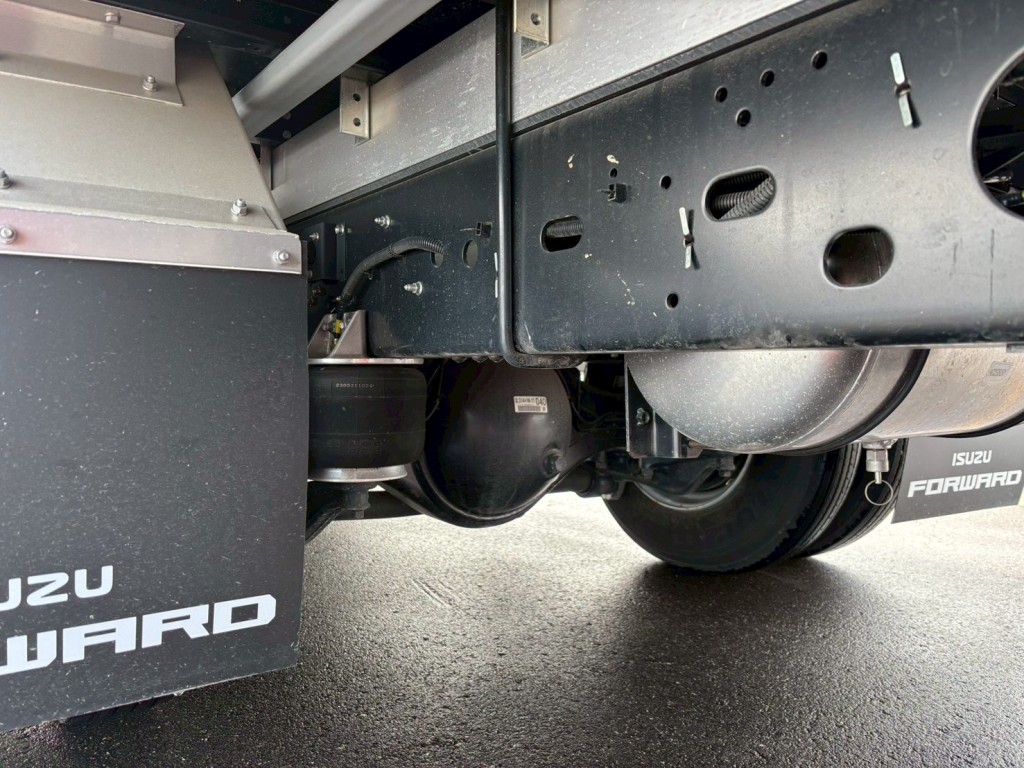 エアサスです。|いすゞ フォワード 2RG-FRR90T2(2WD)の写真5