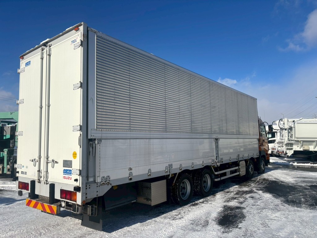 いすゞ ギガ LKG-CYJ77Aの写真4