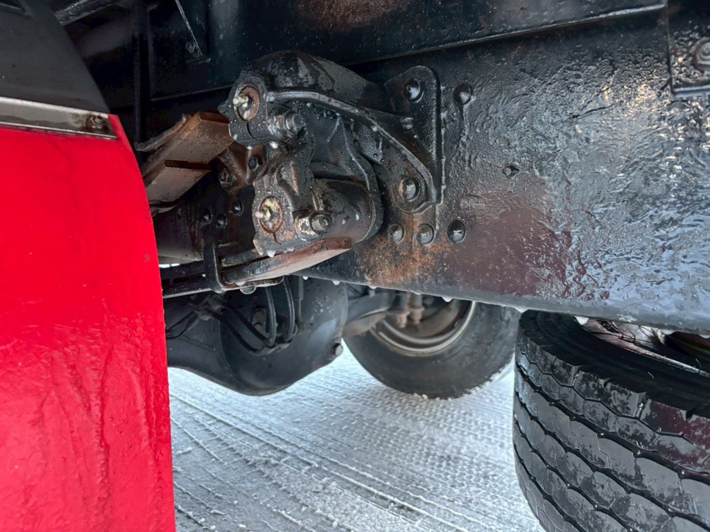 リーフサスです。|三菱 ファイター PDG-FK61F(2WD)の写真5