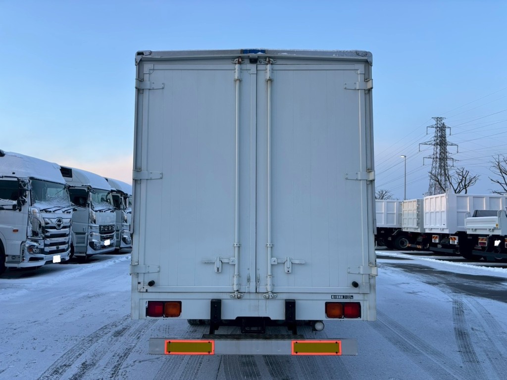 リヤ周りの状態です。|三菱 ファイター PDG-FK61F(2WD)の写真10