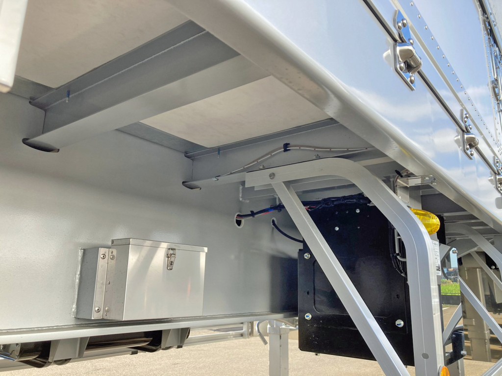 シャーシとネタの状態です。(横ネタは鉄製です)|トレクス  PFB34118の写真7