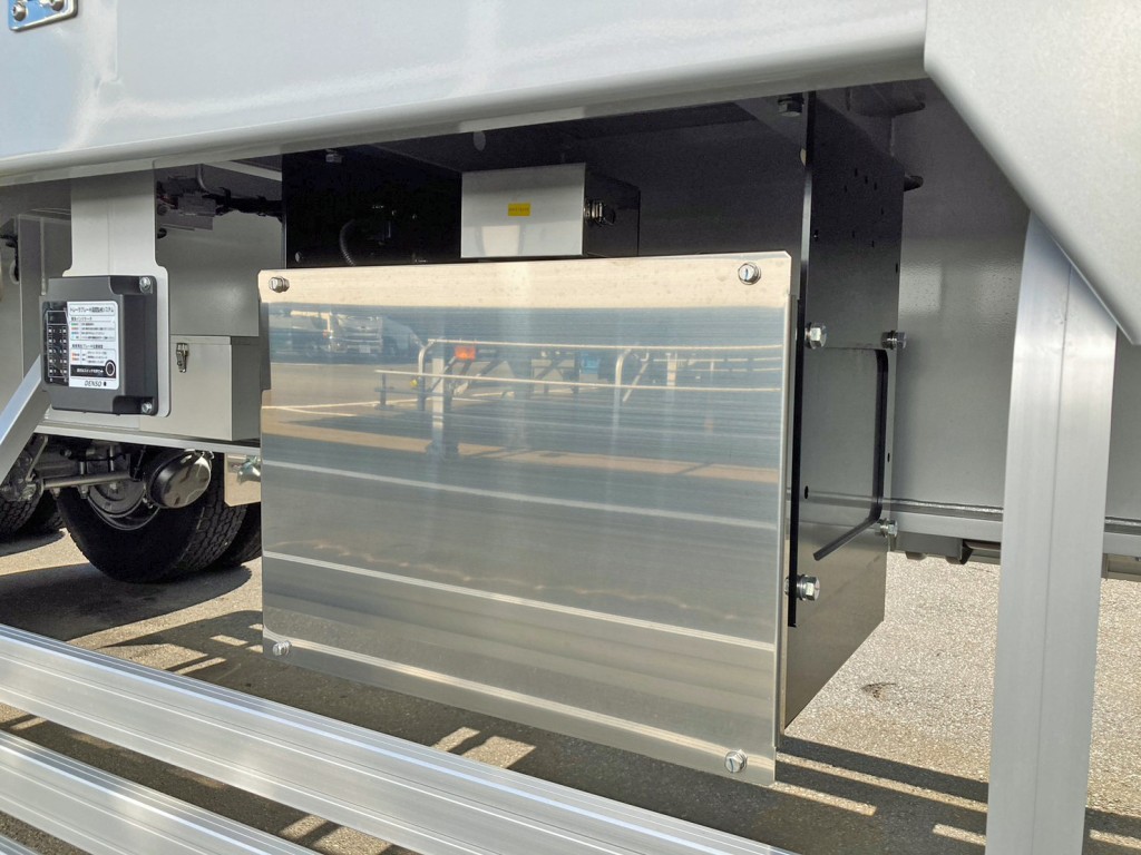 バッテリー付きです。|トレクス  PFB34118の写真19