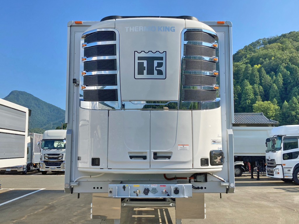 冷凍機は縦型・サーモキングのC-600型です。|トレクス  PFB34118の写真26
