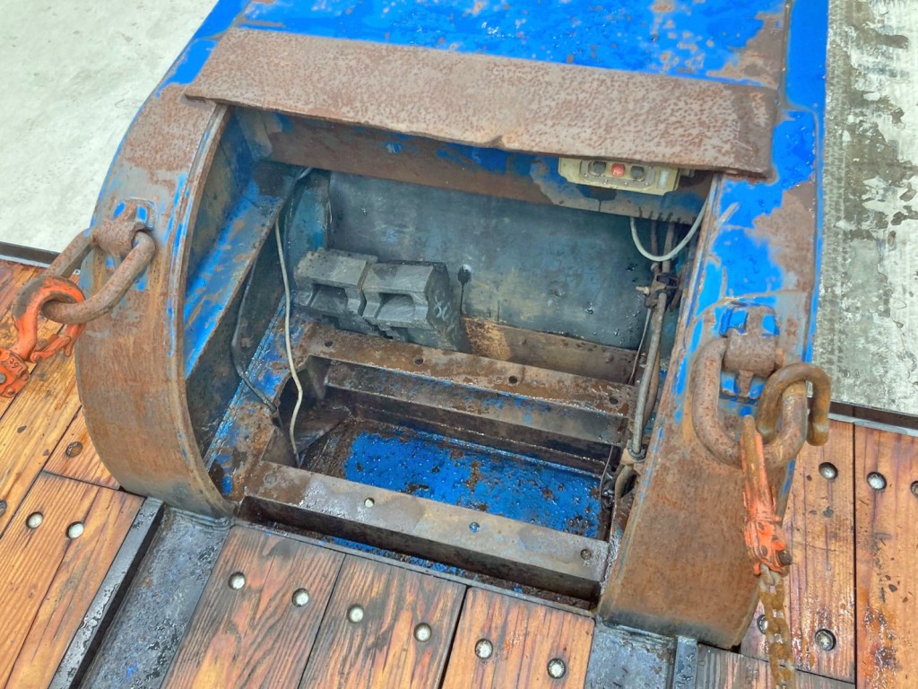 ウインチ取り外し跡があります。|東急  TL201-102の写真14