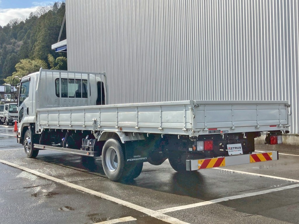いすゞ フォワード 2PG-FRR90S2(2WD)の写真3