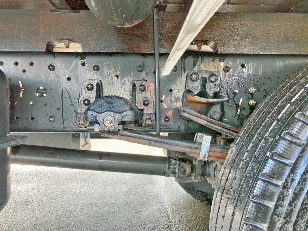 リーフサスです。|いすゞ フォワード 2PG-FRR90S2(2WD)の写真5