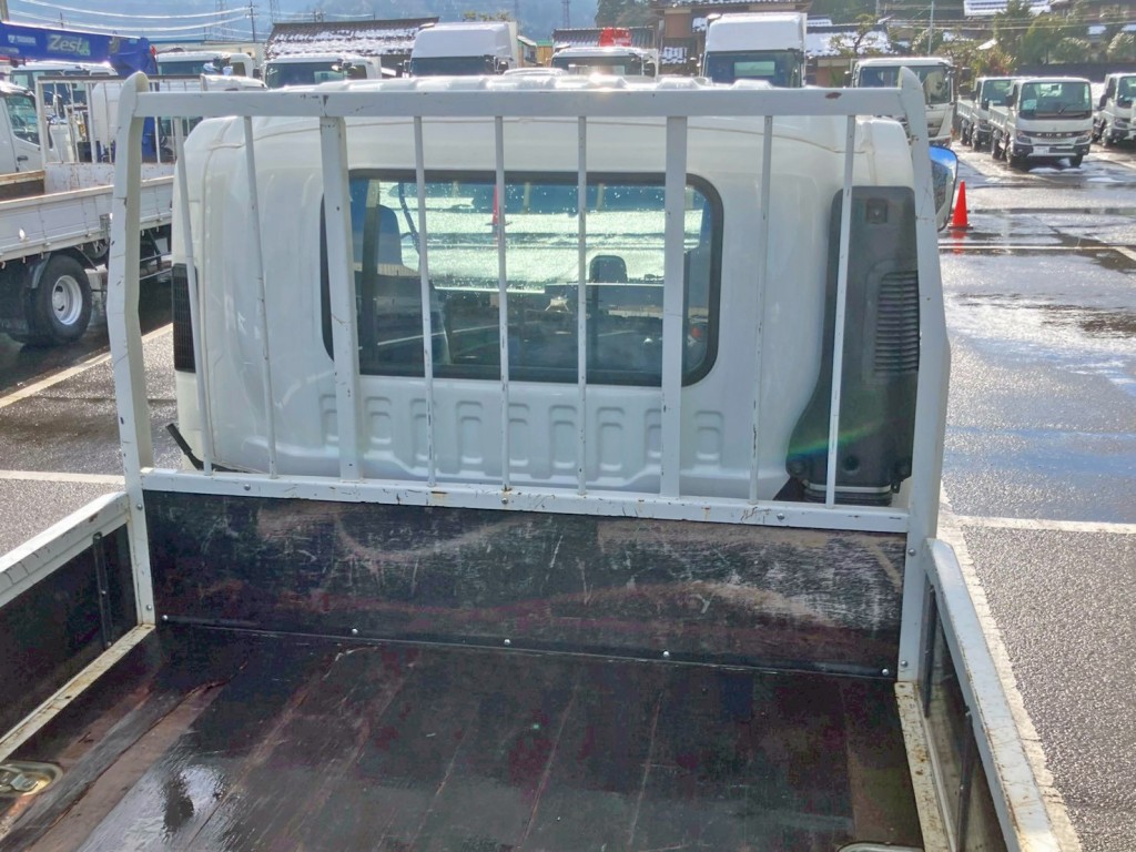 いすゞ フォワード 2PG-FRR90S2(2WD)の写真10