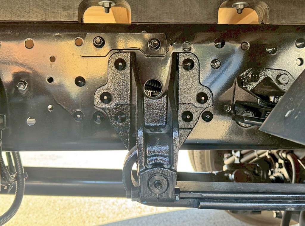 リーフサスです。|三菱 ファイター 2KG-FK62F(2WD)の写真5