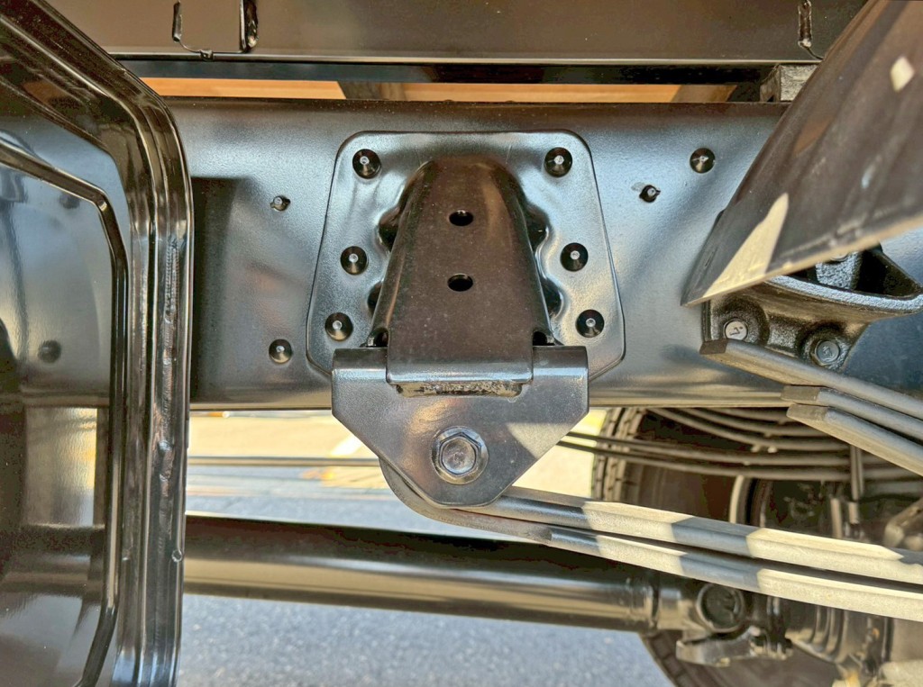 リーフサスです。|日野 レンジャー 2PG-FD2ABA(2WD)の写真5