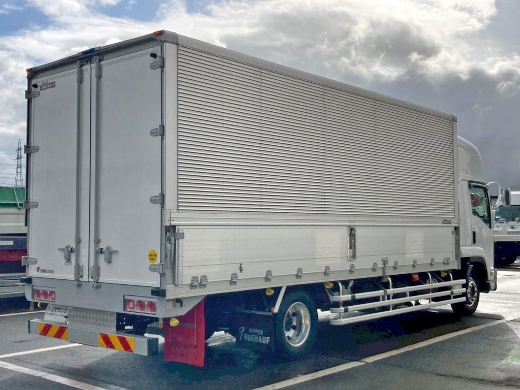 いすゞ フォワード 2RG-FTR90V4の写真4