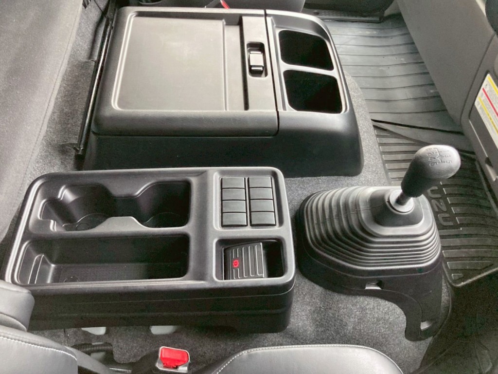 いすゞ フォワード 2RG-FTR90V4の写真19