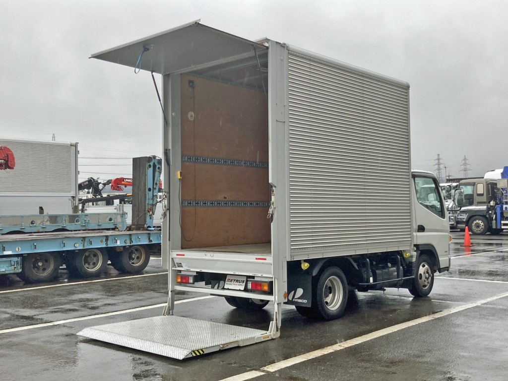三菱 キャンター TPG-FBA20(2WD)の写真4
