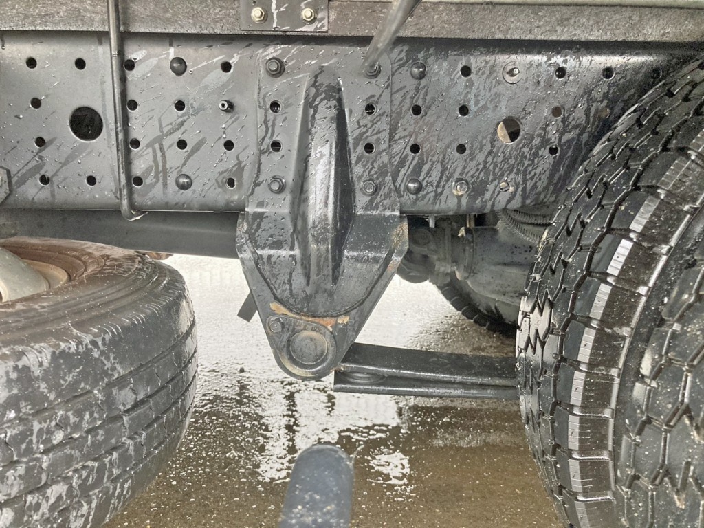 リーフサスです。|三菱 キャンター TPG-FBA20(2WD)の写真5