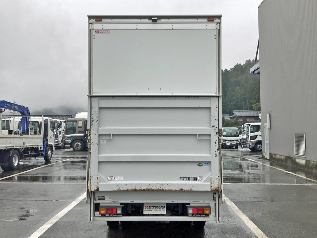 リヤ周りの状態です。|三菱 キャンター TPG-FBA20(2WD)の写真10