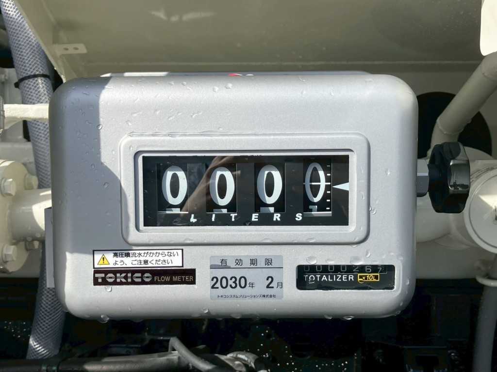 流量計です。|日野 デュトロ 2DG-XZU685M(4WD)の写真18