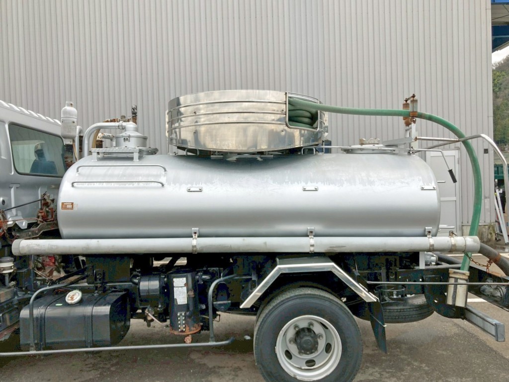 タンクの外観状態です。(助手席側)|日野 レンジャー ADG-FC7JCWA(2WD)の写真17