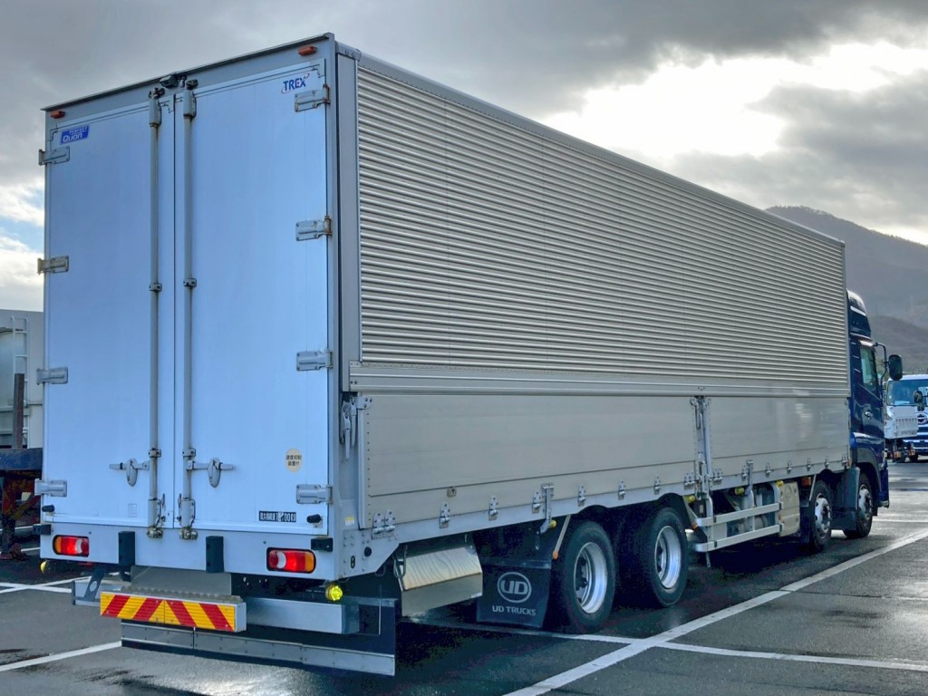 UDトラックス クオン 2PG-CG5CAの写真4