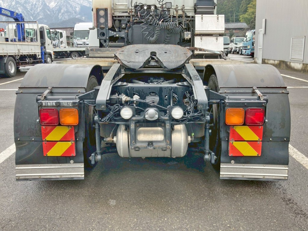 リヤ周りの状態です。|三菱 スーパーグレート 2PG-FP74HDRの写真17