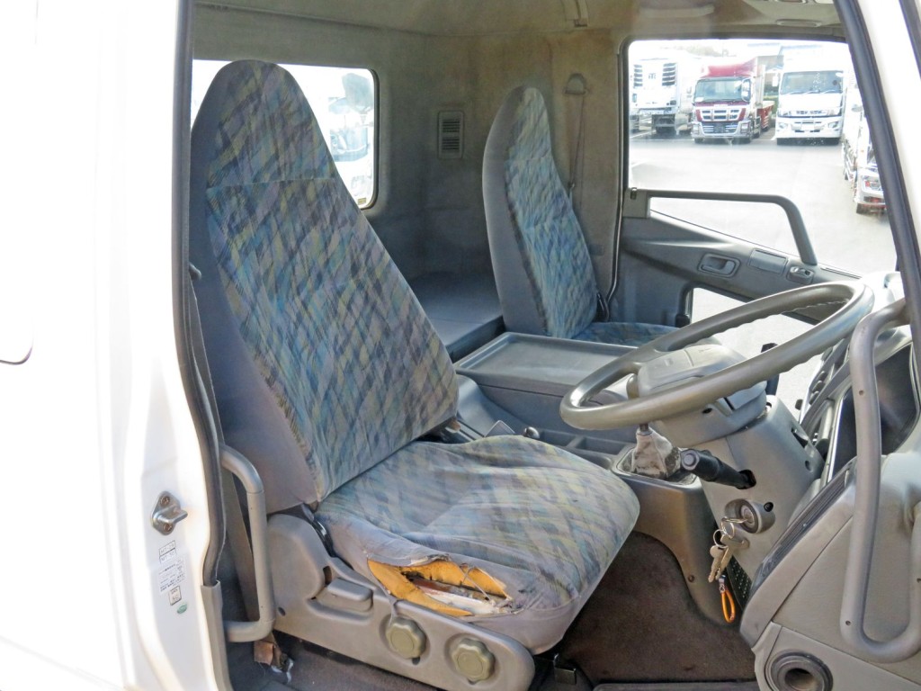 三菱 ファイター KL-FK61FHZの写真6