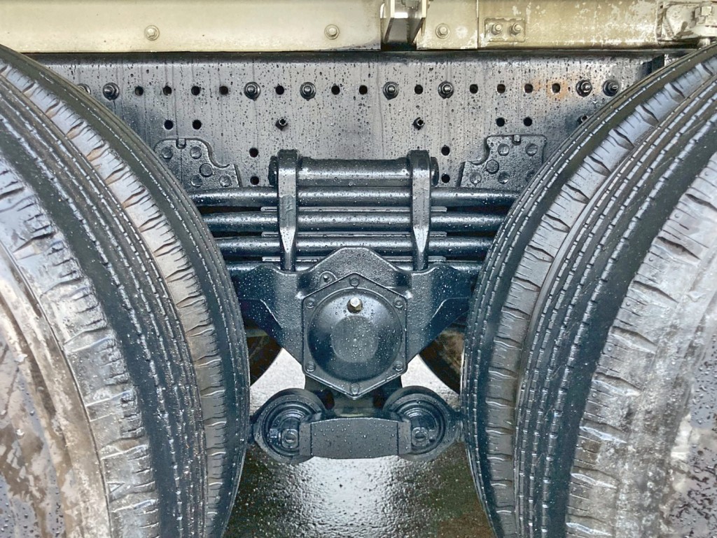 リーフサスです。|日野 プロフィア 2DG-FS1AGEの写真5