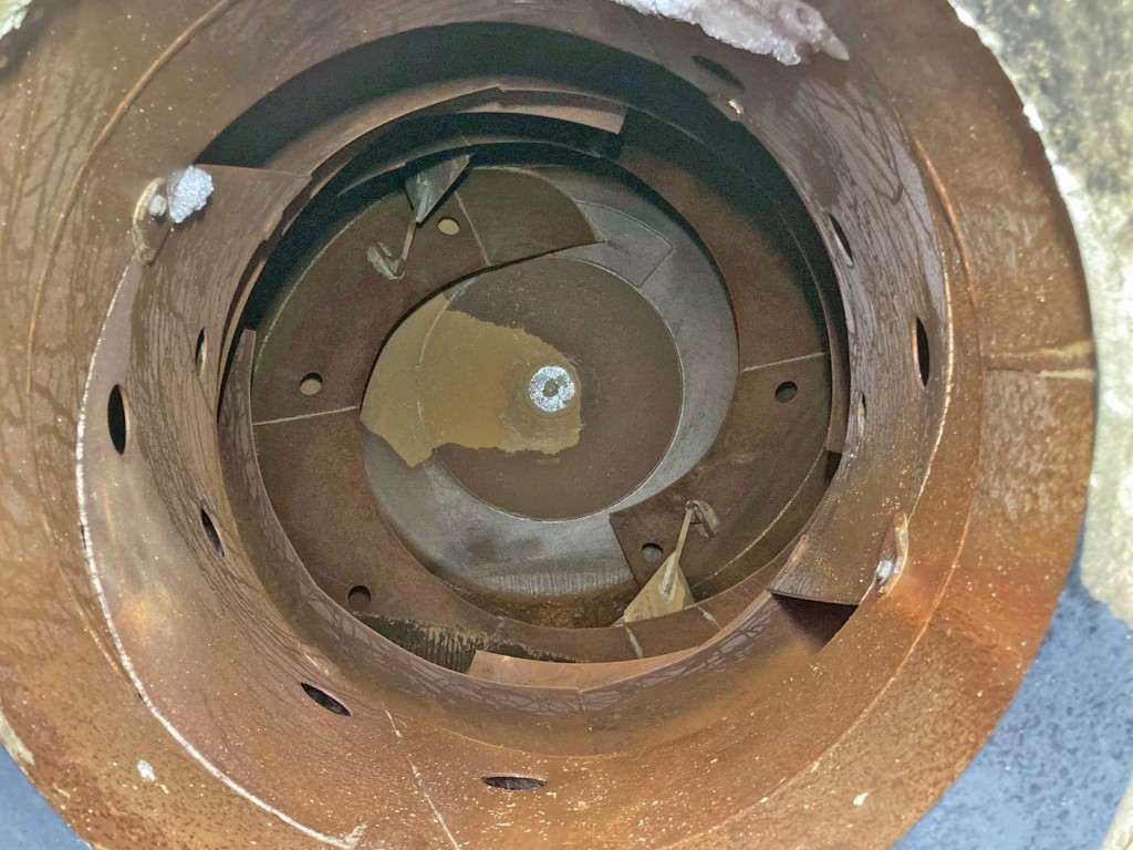 ドラム内部の状態です。|日野 プロフィア 2DG-FS1AGEの写真9