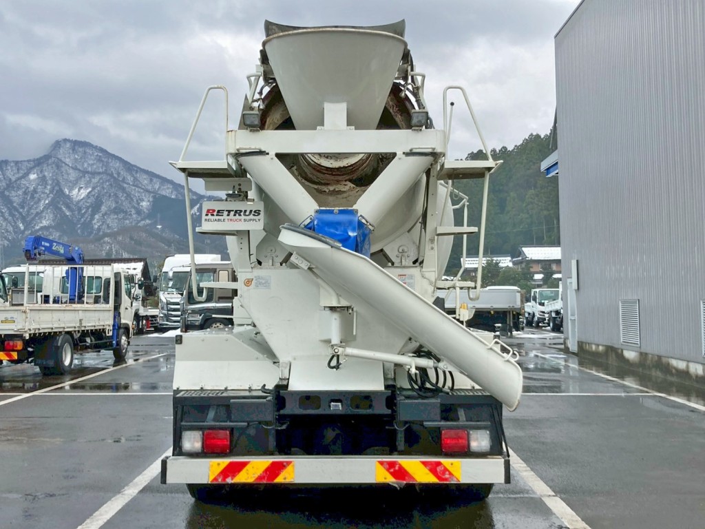 リヤ周りの状態です。|日野 プロフィア 2DG-FS1AGEの写真13