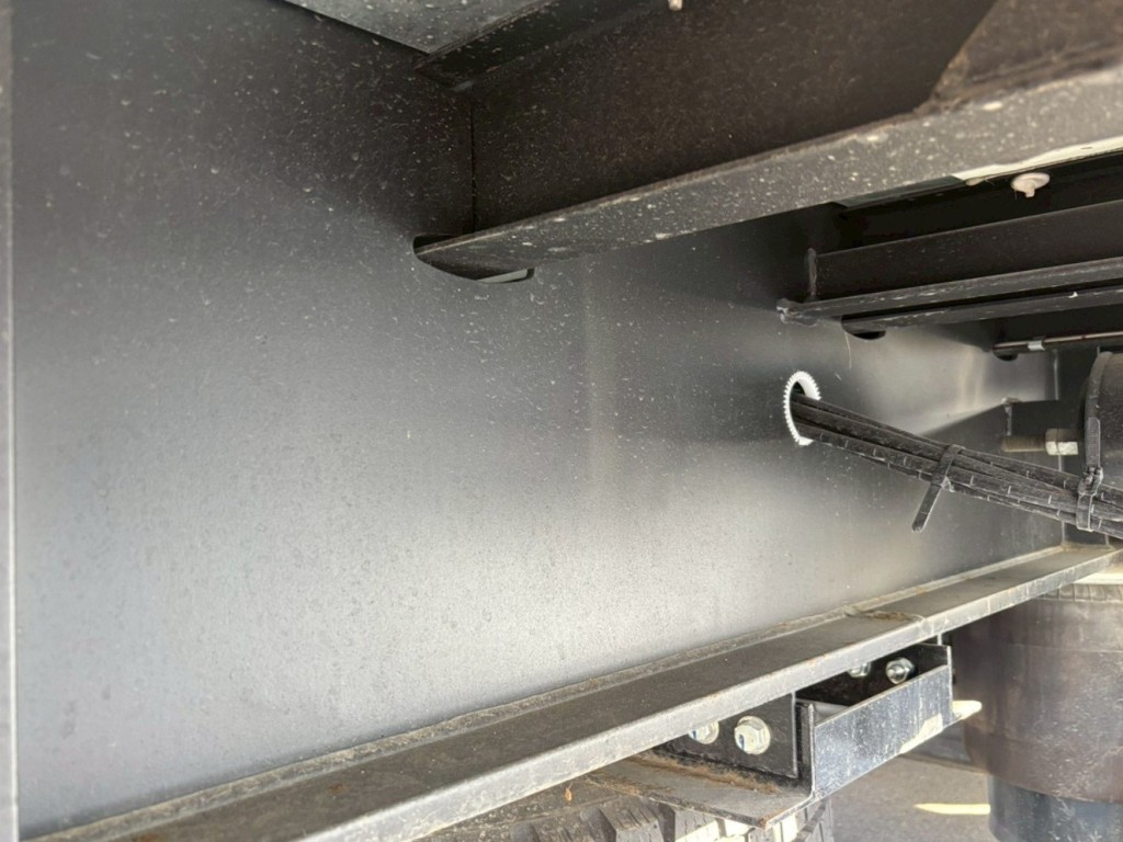 シャーシとネタの状態です。|トレクス  PFB34118改の写真6