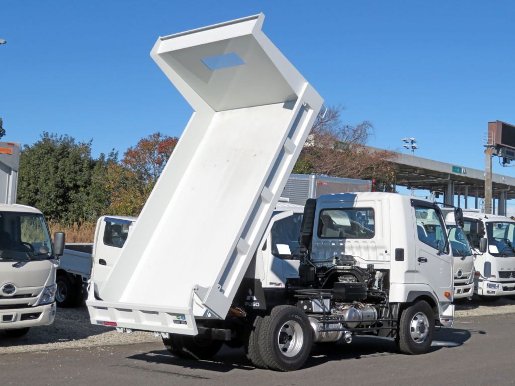 三菱 ファイター 2KG-FK72F(2WD)の写真4