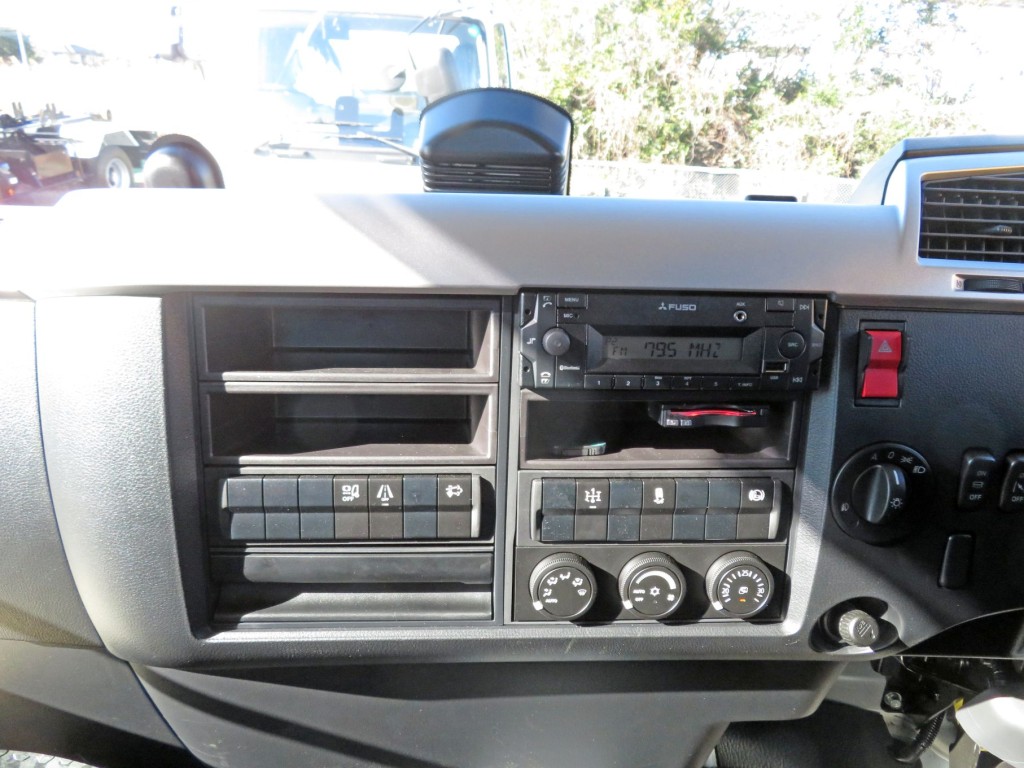 三菱 ファイター 2KG-FK72F(2WD)の写真14