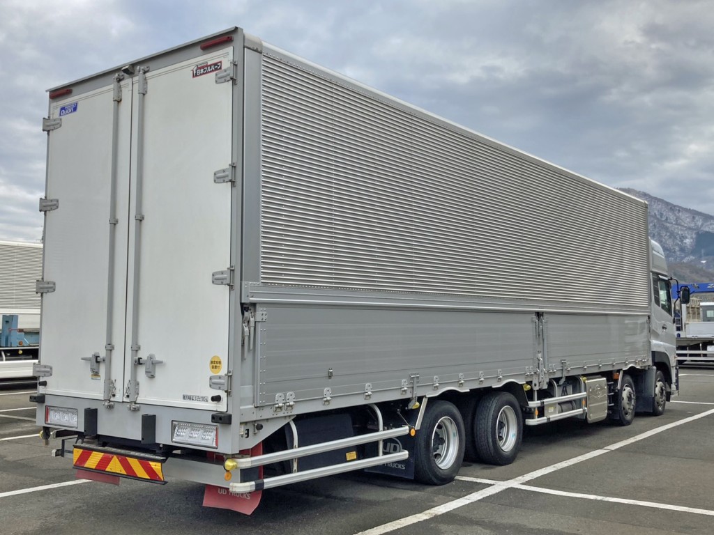 UDトラックス クオン 2RG-CG5FAの写真4