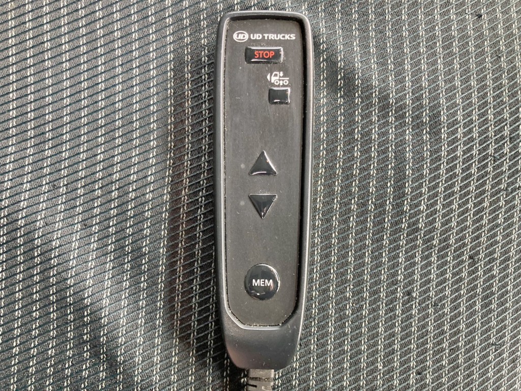 エアサスのコントローラーです。|UDトラックス クオン 2RG-CG5FAの写真27