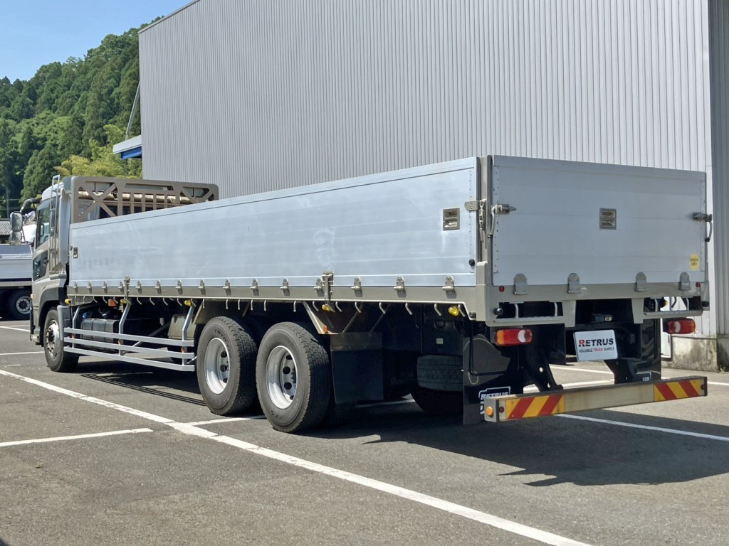UDトラックス クオン 2PG-CD5CLの写真3