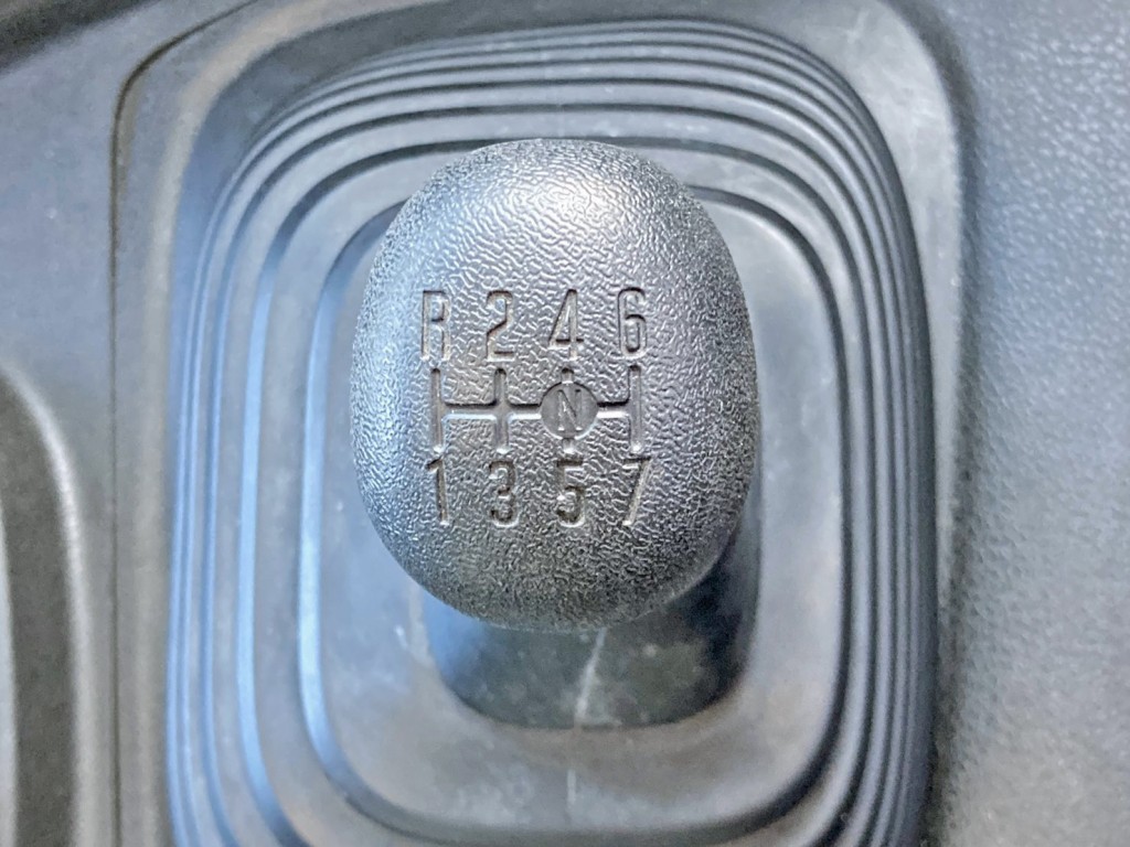 いすゞ ギガ 2PG-CYZ77Cの写真23